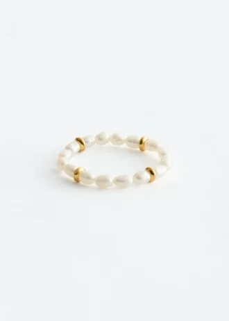 Anillo de perlas de agua dulce