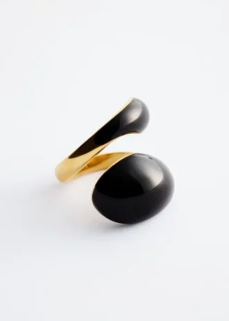 Anillo escultural de doble vuelta