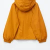 Anorak con capucha
