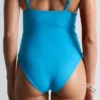 Bañador con cuello en V