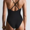 Bañador de corte triangular