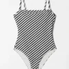 Bañador de cuello recto