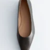 Bailarinas de cuero