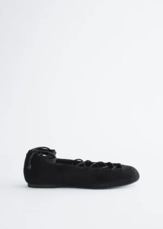 Bailarinas de cuero con cordones