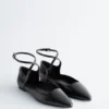 Bailarinas de cuero con tiras cruzadas