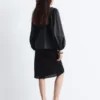Blusa de algodón con cuello cuadrado