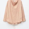 Blusa de cuello vuelto a rayas