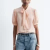 Blusa de seda con cuello anudado