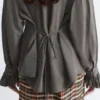 Blusa fruncida con lazo en la espalda