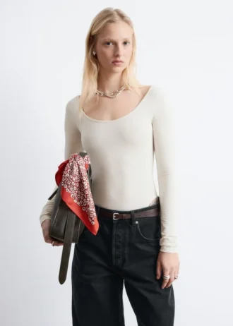 Body con cuello redondo
