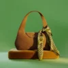 Bolso de hombro curvo