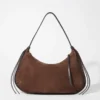Bolso de hombro de ante con flecos