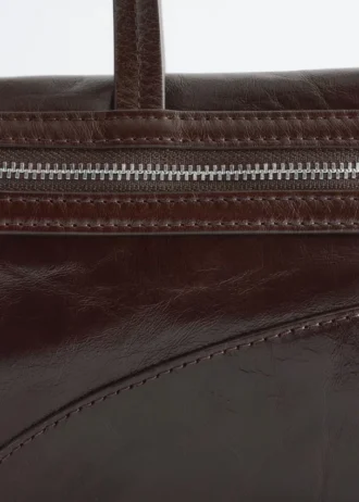 Bolso de hombro de cuero fino