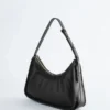 Bolso de hombro de piel