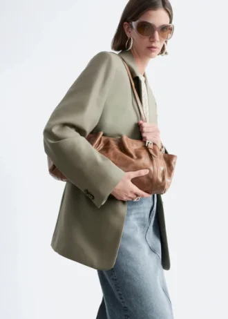 Bolso de hombro de piel de perfil bajo