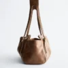 Bolso de hombro de piel de perfil bajo