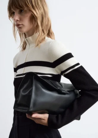 Bolso de mano de piel suave