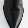 Botines de cuero con tacón bajo