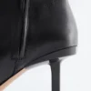 Botines de piel elástica