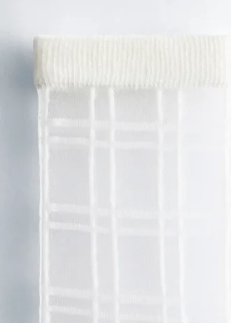 Calcetines transparentes a cuadros
