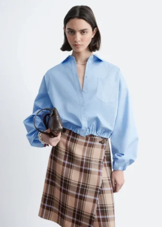 Camisa corta con cordón