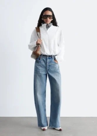 Camisa de algodón con cuello alto