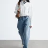 Camisa de algodón con cuello alto