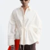 Camisa de popelín de algodón con cordón