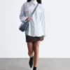 Camisas a rayas con bolsillos de parche