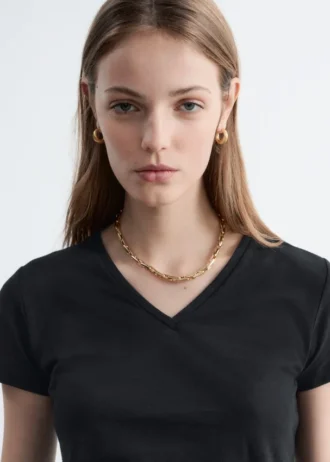 Camiseta de algodón con cuello en V