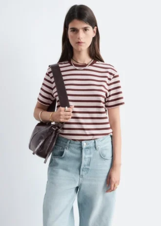 Camiseta de algodón con cuello redondo