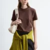 Camiseta de algodón con cuello redondo