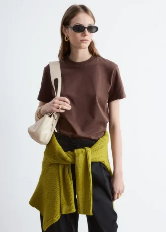 Camiseta de algodón con cuello redondo