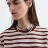 Camiseta de algodón con cuello redondo