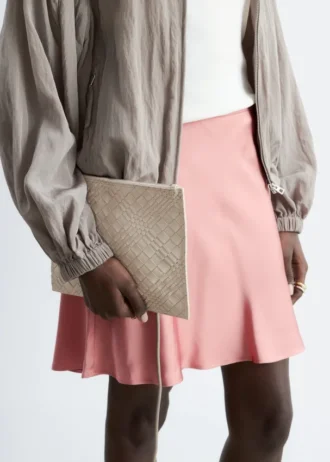 Cartera de cuero trenzado