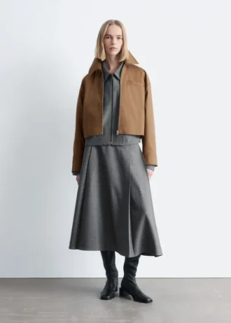 Chaqueta corta de sarga