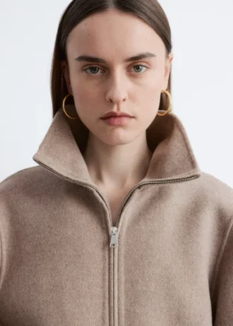 Chaqueta de lana con cremallera