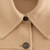 Chaqueta de lana entallada