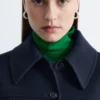 Chaqueta de lana entallada