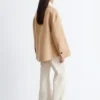 Chaqueta de lana entallada