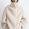 Chaqueta de piel sintética
