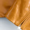 Chaqueta motera de charol