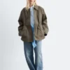 Chaqueta utilitaria oversize con cordón