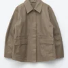 Chaqueta utilitaria oversize con cordón