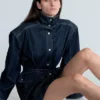 Chaqueta vaquera con cinturón
