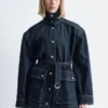 Chaqueta vaquera con cinturón