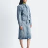 Chaqueta vaquera entallada con cremallera