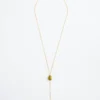 Collar con colgante largo