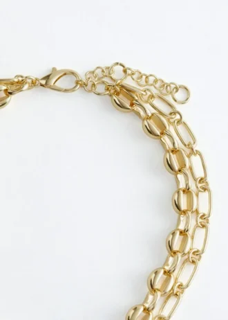 Collar de cadena con capas llamativas