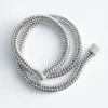 Collar de cadena tipo serpiente con eslabones gruesos